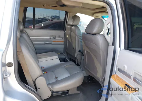 2008 Chrysler Aspen Limited из США, поврежденный, VIN 1A8HW58258F117692